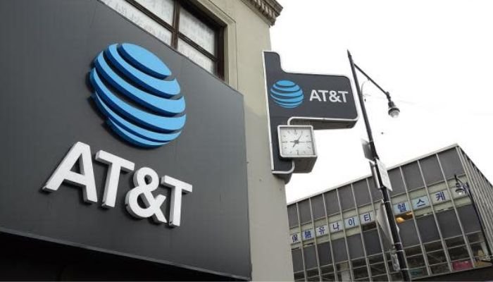 ATT Wireless Group debuted in 2000, completing the sixth-largest IPO of all time